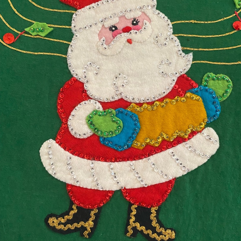 Vintage Bucilla Tree Skirt Christmas Tree Skirt Handmade - Picture 2 of 16